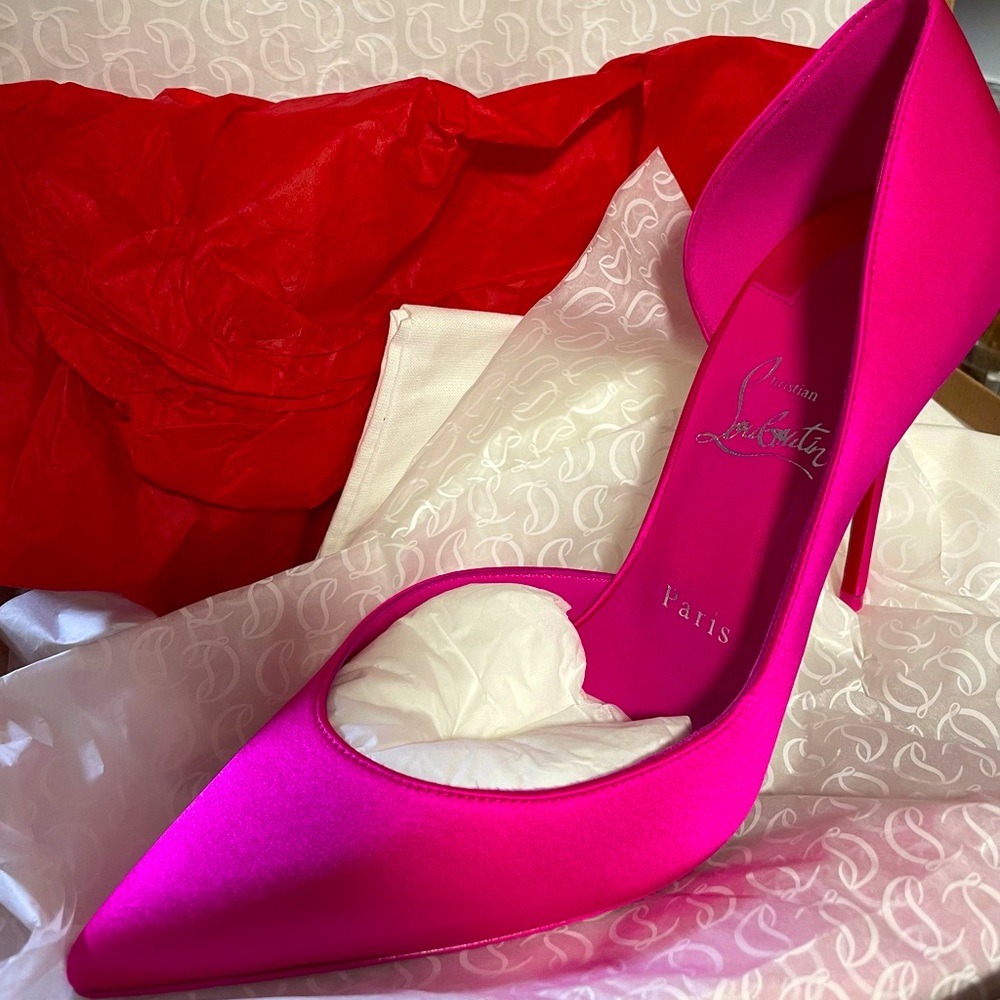 Christian Louboutin Iriza Pumps - Crepe satin - Bolerose